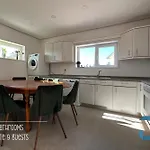 Сasa de vacaciones Arada - 4 In 1 Private Property, Free Parking And Hot Tub *