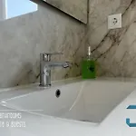 Arada - 4 In 1 Private Property, Free Parking And Hot Tub * Arada (Aveiro)