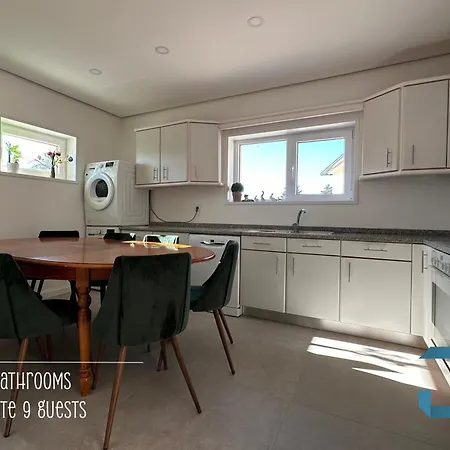 Hébergement de vacances Arada - 4 In 1 Private Property, Free Parking And Hot Tub *