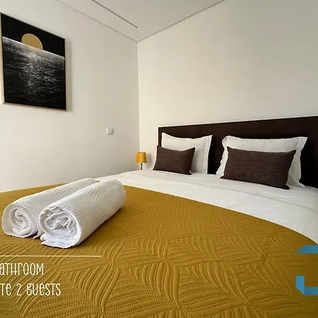 Arada - 4 In 1 Private Property, Free Parking And Hot Tub Hébergement de vacances *